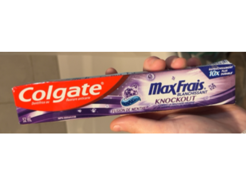 Colgate Max Fresh Whitening Toothpaste, Mint, 52 mL