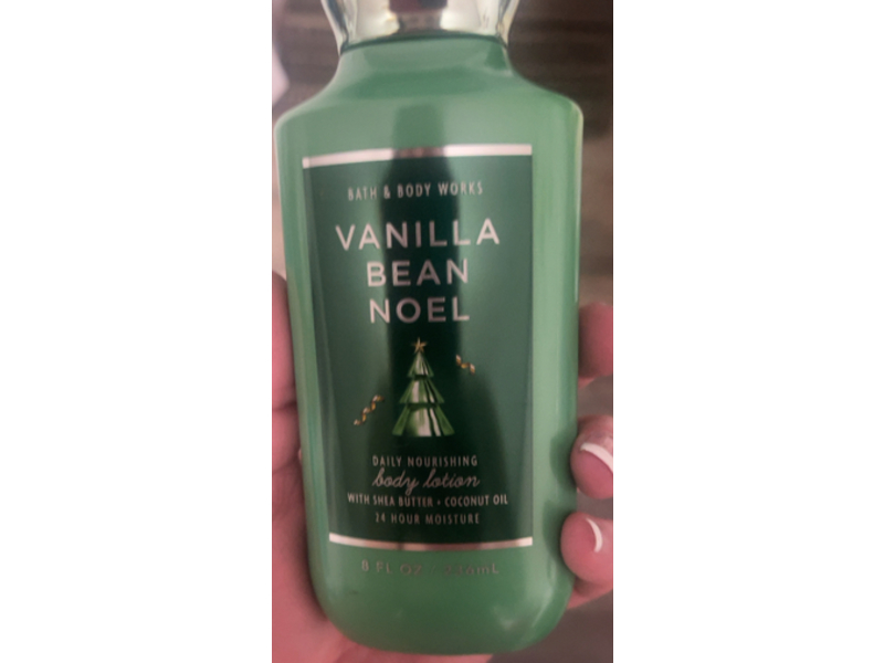 Bath & Body Works Vanilla Bean Noel Body Lotion, 8 fl oz/236 mL