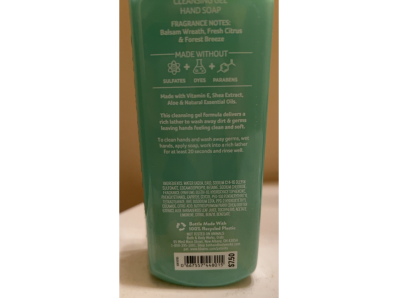Bath & Body Works Cleansing Gel Hand Soap, Winter Citrus Wreath, 8 fl oz/236 mL, Pack Of 2
