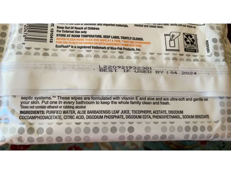 Kirkland Signature Flushable Wipes, 16 Count