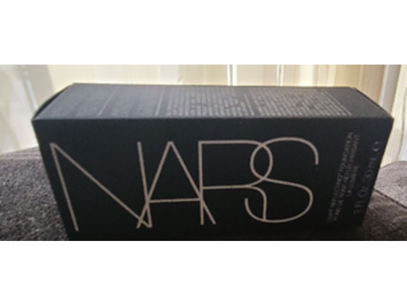 NARS Light Reflecting Foundation, Light 1.5 - Yulong, 1 fl oz/30 mL