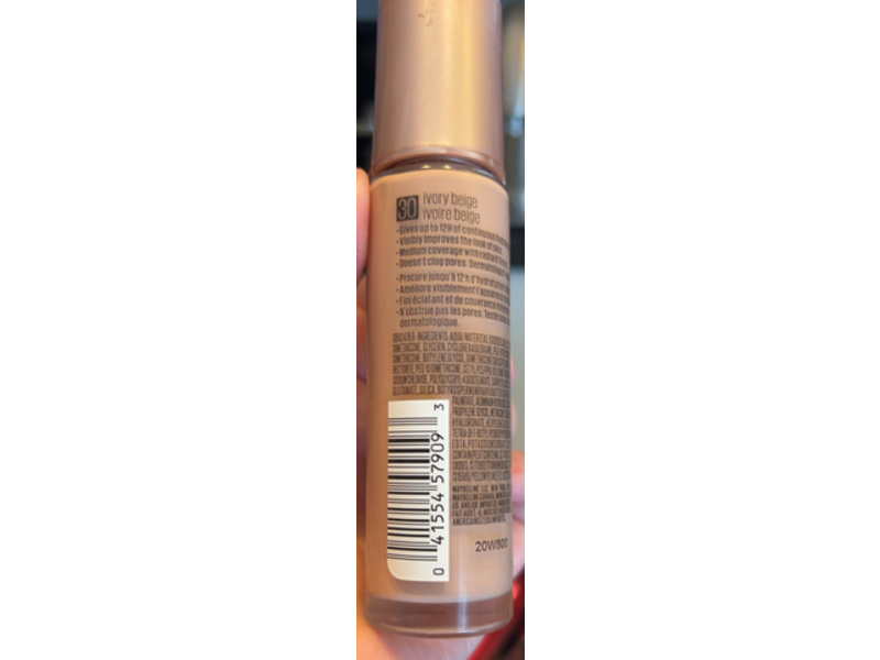 Maybelline New York Dream Radiant Liquid Foundation, Hyaluronic Acid + Collagen, 30 Ivory Beige, 1 fl oz/30 mL