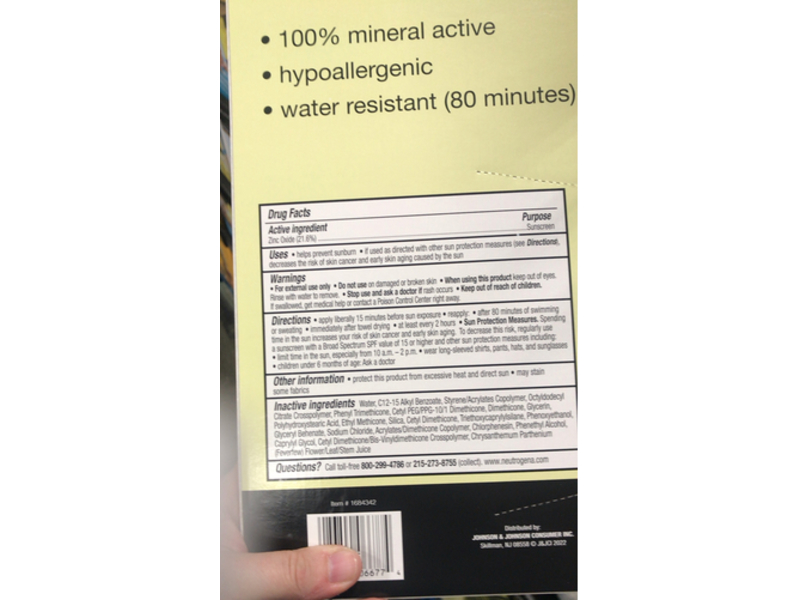 Neutrogena Sheer Zinc Mineral Sunscreen, SPF 50, 3 fl oz/88 mL