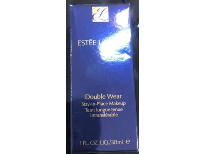 Estee Lauder Double Wear Stay-In-Place Foundation, 3N1 Ivory Beige, 1 fl oz/30 mL