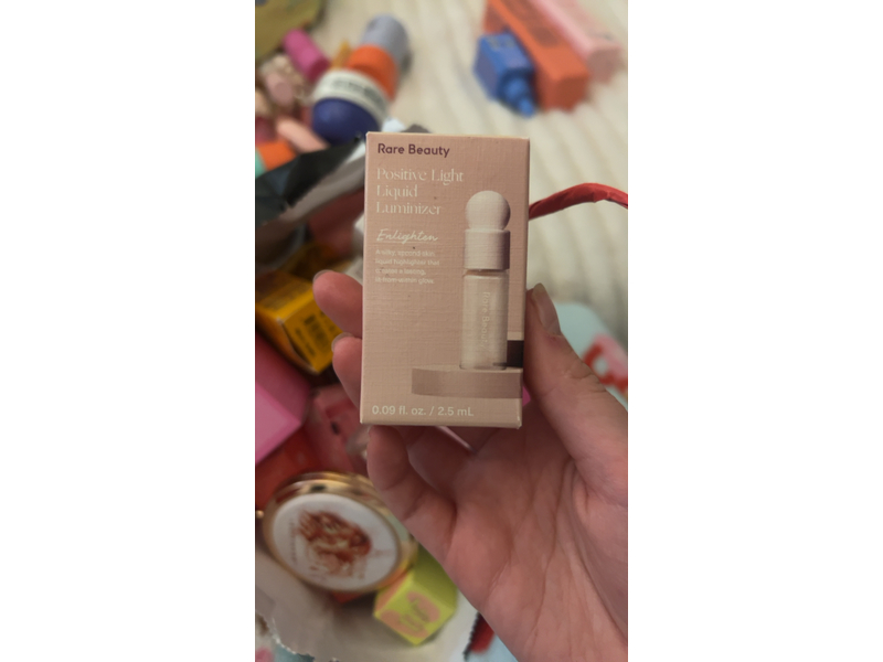 Rare Beauty Positive Light Liquid Enlumineur Liquide, Enlighten, 0.50 fl oz/15 mL