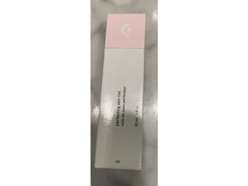 Glossier Perfecting Skin Tint,