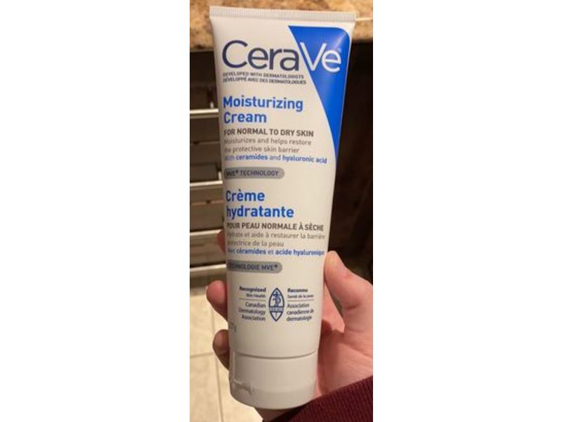 CeraVe Moisturizing Cream, Normal To Dry Skin, 227 g