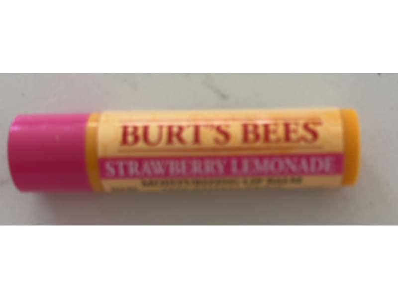 Burt's Bee Moisturizing Lip Balm, Strawberry Lemonade, 0.15 oz/4.25 g, Pack Of 2