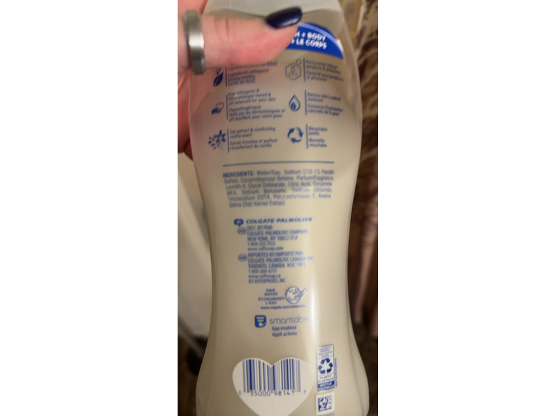 Softsoap Gentle Body Wash, Oat Milk & Comforting Vanilla, 20 fl oz/591 mL, Pack Of 4