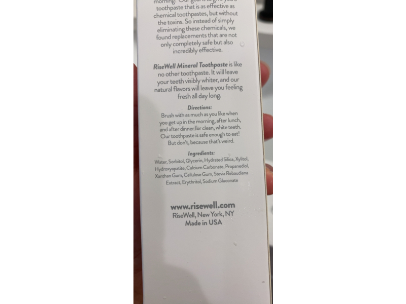 Risewell Mineral Naturally Whitening Toothpaste, 3.4 oz/96 g