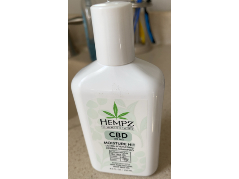 Hempz Cbd Moisture Hit Ultra Hydrating Herbal Shampoo, Eucalyptus & Tea Tree Oil, 8.5 fl oz/250 mL