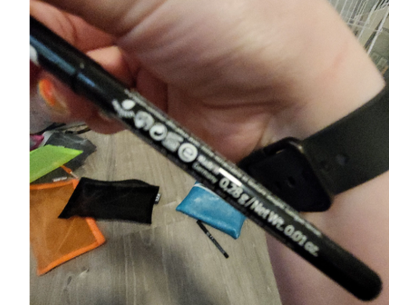 Essence Long-Lasting Eye Pencil, 01 Black Fever, 0.01 oz/0.28 g