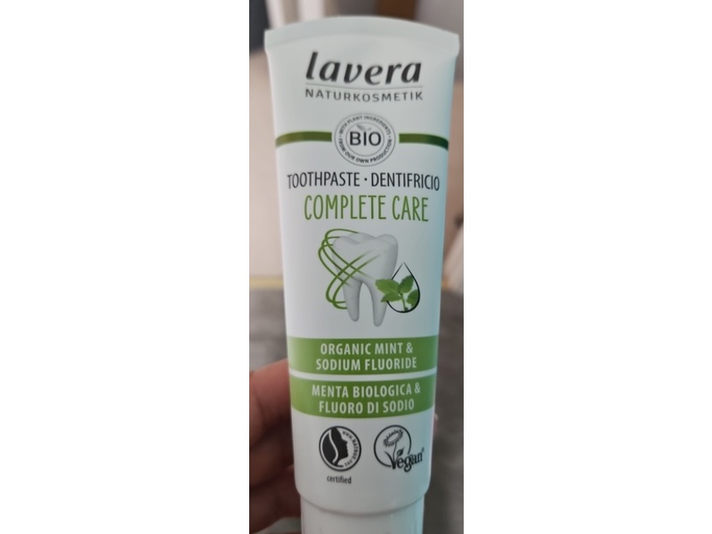 Lavera Complete Care Toothpaste, Organic Mint & Sodium Fluoride, 2.6 fl oz/75 mL