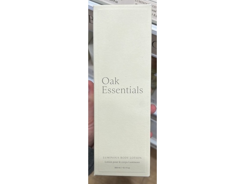 Oak Essentials Luminous Body Lotion, 101.1 fl oz/300 mL