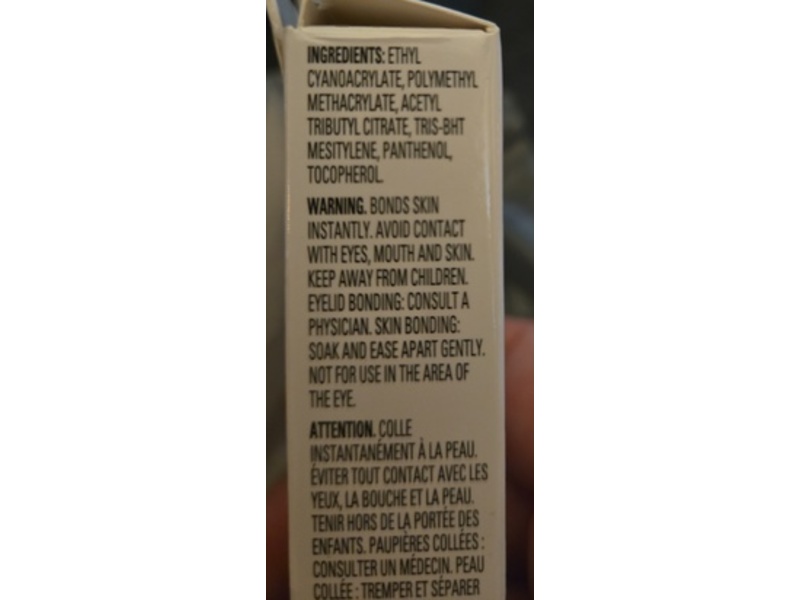 Sally Hansen Perfect Brush-On Nail Glue, Vitamin E & B5, 0.25 fl oz/7.4 mL
