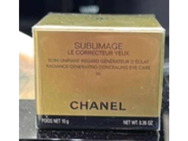 Chanel Radiance-Generating Concealing Eye Care, 30, 0.35 oz/10 g