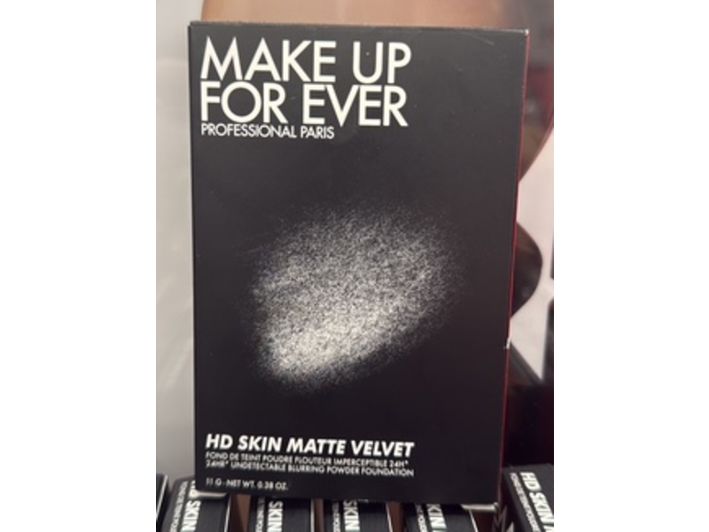 Make Up For Ever HD Skin Matte Velvet Powder Foundation, 1N06, 0.38 oz/11 g