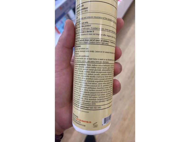 First Aid Beauty FAB Anti-Dandruff Shampoo – Fights Flakes, Soothes Scalp And Leaves Hair Looking Healthy – 8 oz