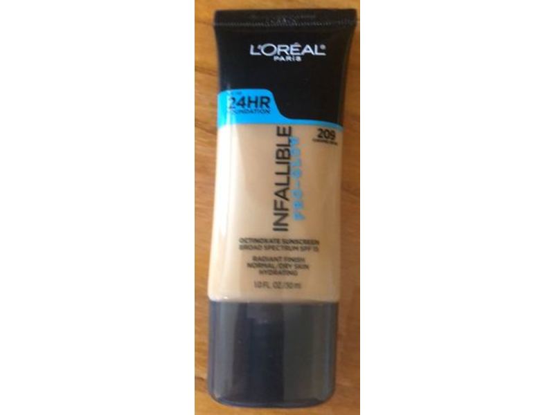 L'Oreal Paris Infallible Pro-Glow 24 Hr Foundation, 209 Caramel Beige, SPF 15, 1.0 fl oz/30 mL