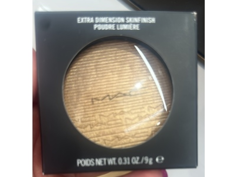 M.A.C Extra Dimension Skinfinish Highlighter, Oh Darling, 0.31 oz/9 g