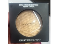 M.A.C Extra Dimension Skinfinish Highlighter, Oh Darling, 0.31 oz/9 g - Image 3