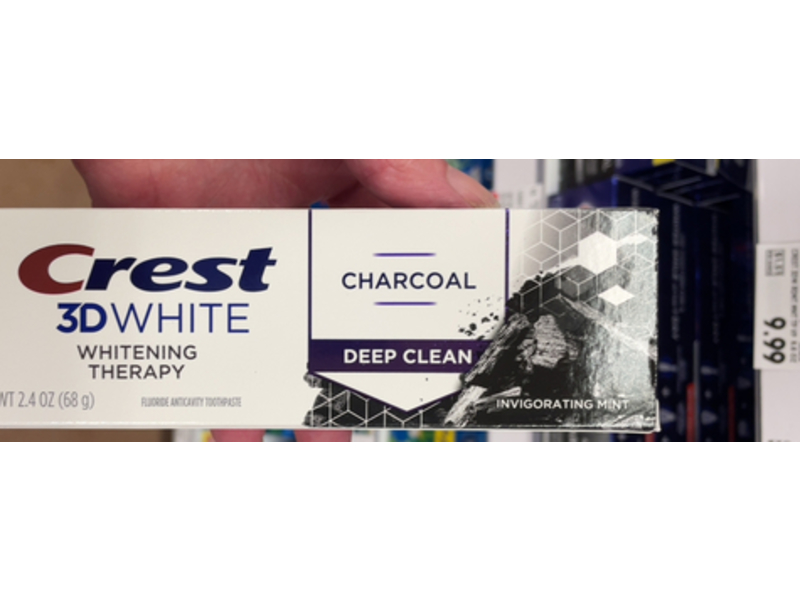 Crest 3D White Charcoal Deep Clean Toothpaste, Invigorating Mint, 2.4 oz/68 g