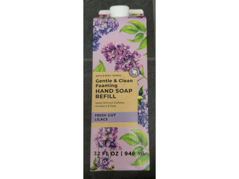 Bath & Body Works Gentle & Clean Foaming Hand Soap Refill, Fresh Cut Lilacs, 32 fl oz/946 mL