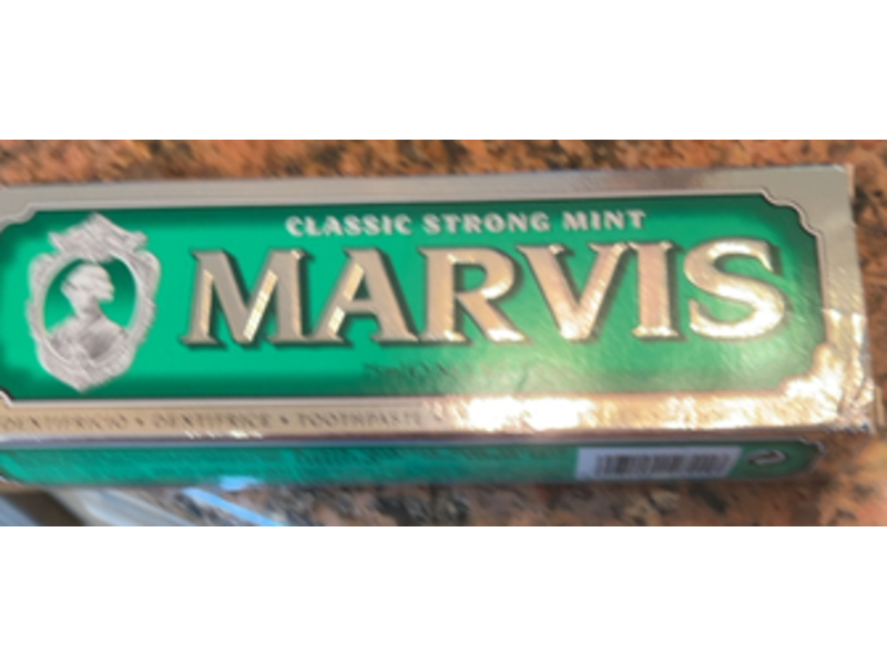 Marvis Classic Strong Toothpaste, Mint, 3.8 oz/75 mL