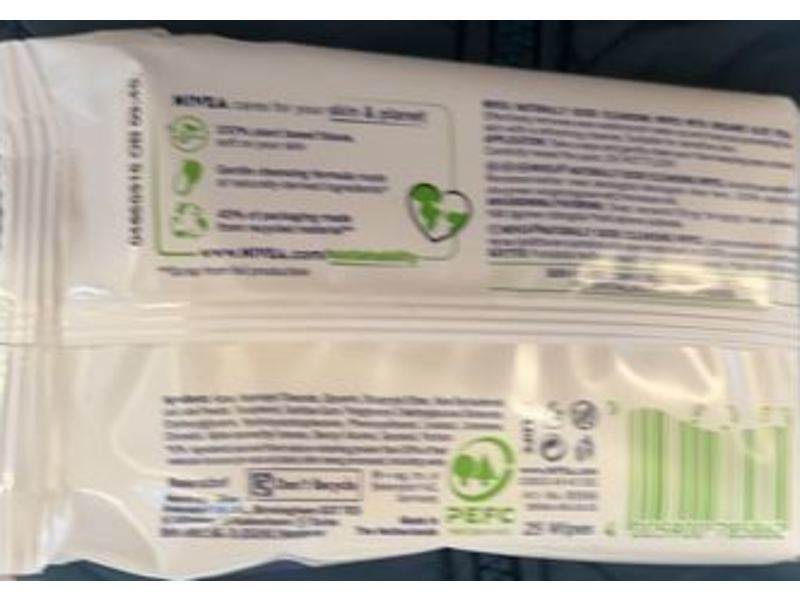 Nivea Naturally Good Cleansing Wipes, Organic Aloe Vera, 25 Count