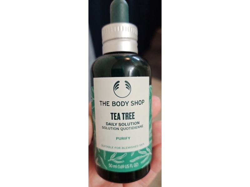 The Body Shop Tea Tree Solution, 1.69 fl oz/50 mL