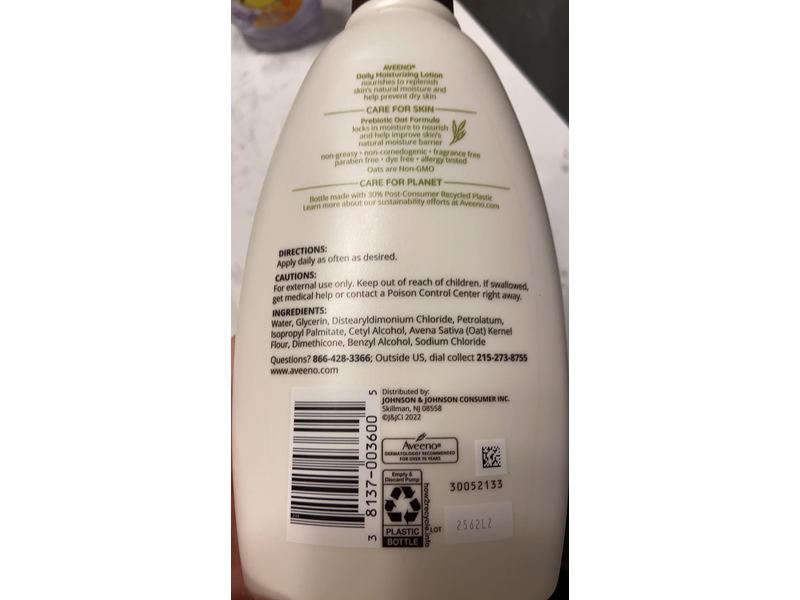 Aveeno Daily Moisturizing Body Lotion, 12 fl oz|354 mL