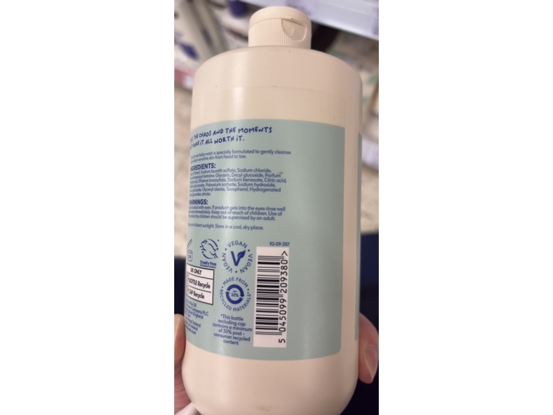 Boots Little + Loved All Over Wash, Chamomile Cotton, 500 mL