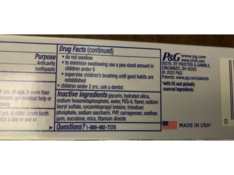 Crest 3D White Fluoride Anticavity Tooth Paste, Vibrant Peppermint, 2.4 oz/68 g, Pack Of 3