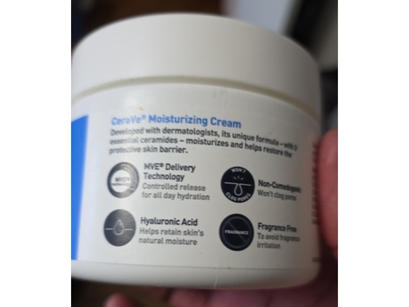 CeraVe Moisturizing Cream, 12 oz/340 g.