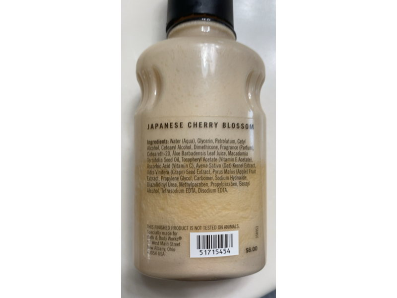 Bath & Body Works Japanese Cherry Blossom Body Lotion, 4 fl oz/118 mL