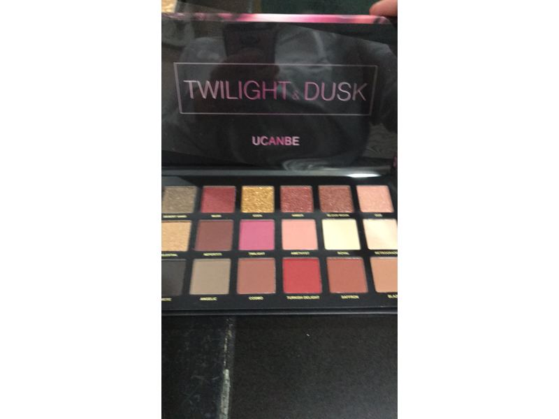 Ucanbe Twilight & Dusk Eyeshadow Palette, 18 Pigmented