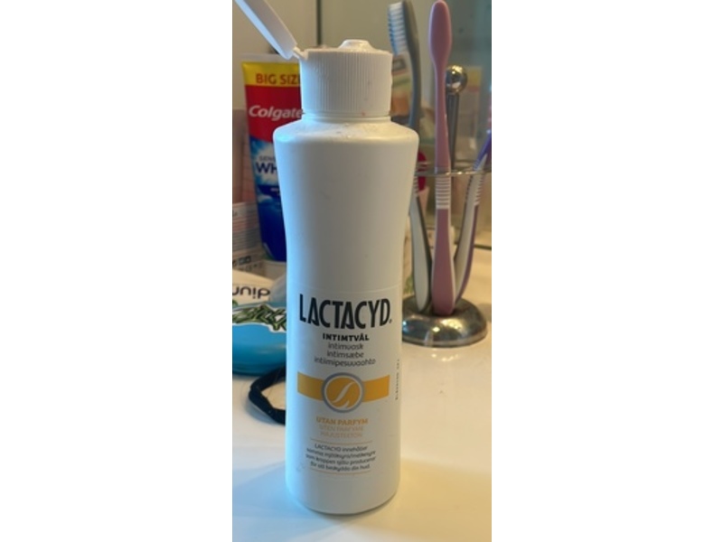 Lactacyd Intimate Soap, 250 mL