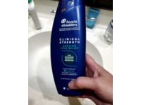 Head & Shoulders Clinical Strength Dandruff Defense & Intensive Itch Relief Shampoo, 13.5 fl oz/400 mL - Image 3