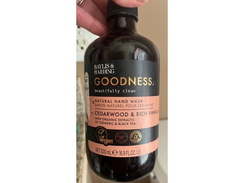 Baylis & Harding Goodness Beautifull Clean Hand Wash, Cedarwood & Rich Vanilla, 16.9 fl oz/500 mL