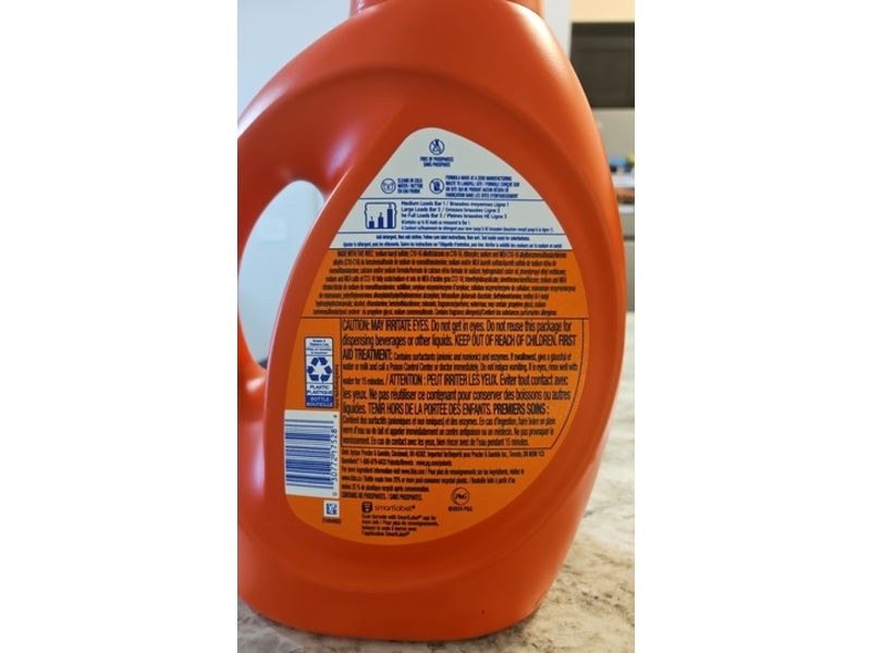 Tide Ultra Febreze Liquid Laundry Detergent, Spring and Renewal, 92 fl oz/2.72 L, 65 Loads