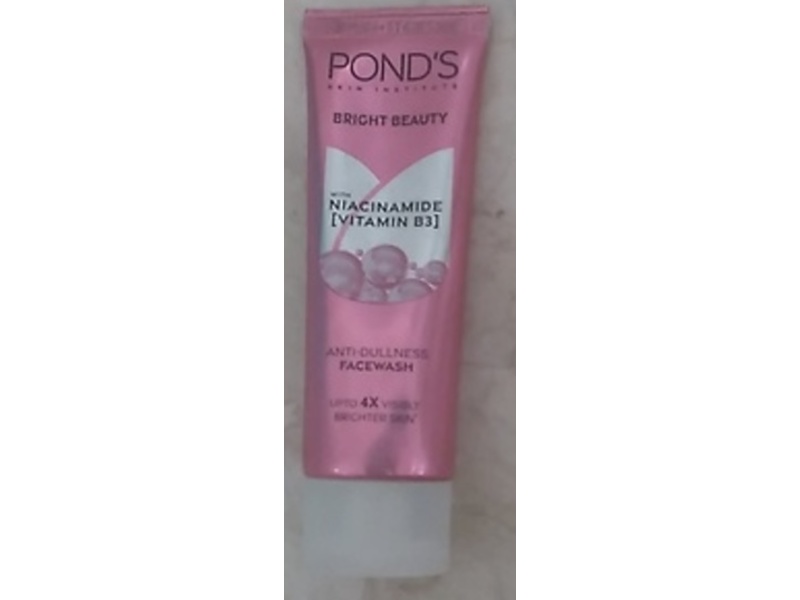 Pond's Bright Beauty Anti-Dullness Facewash, 50 g