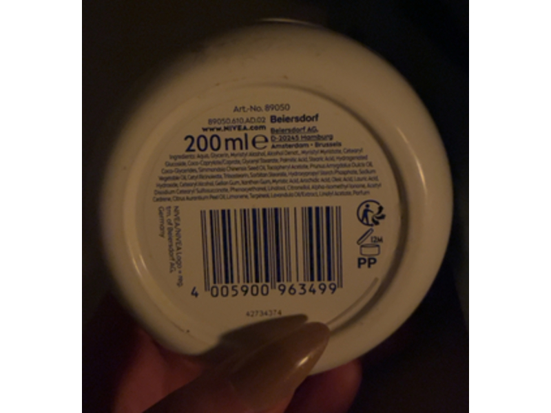 Nivea Soft Moisturizing Body Cream, 200 mL