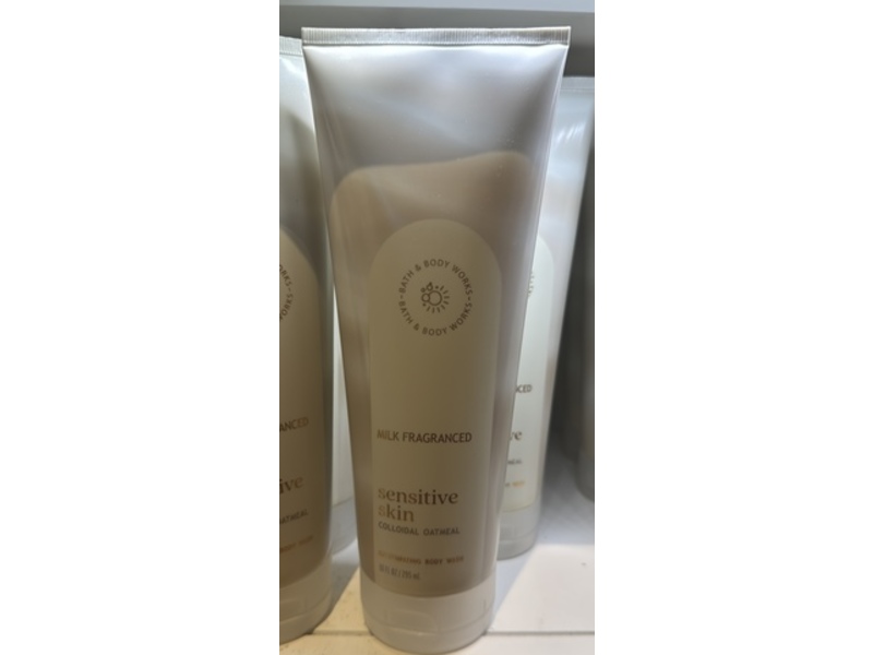 Bath & Body Works Moisturizing Body Wash, Milk Frgranced, 10 fl oz/295 mL