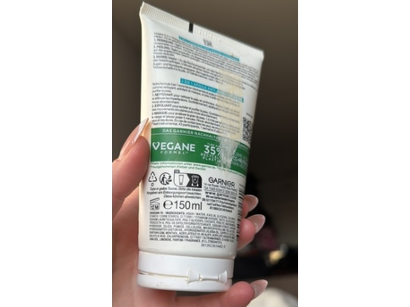 Garnier 3 In 1 Anti-Imperfections Facial Cleanser, 150 mL