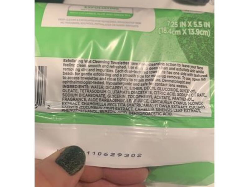 Equate Beauty Exfoliating Wet Cleansing Towelette, 50 Count