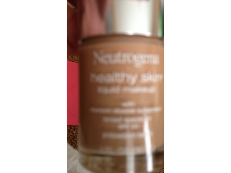 Neutrogena Healthy Skin Liquid Makeup, SPF 20, 105 Caramel, 1 fl oz/30 mL