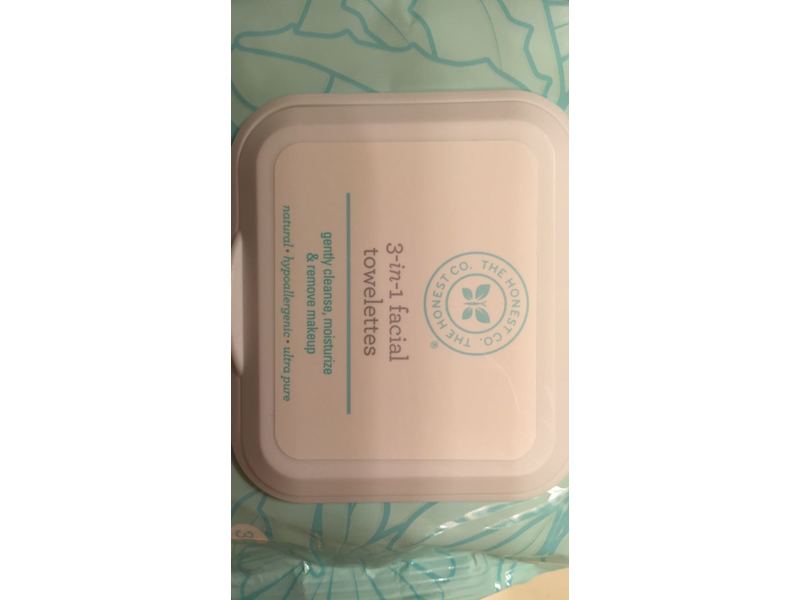 The Honest Company 3-in-1 Facial Towelettes