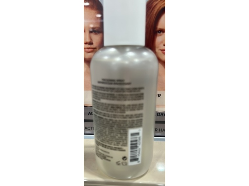 OUAI Hair Thickening Spray, 6 fl oz/177 mL