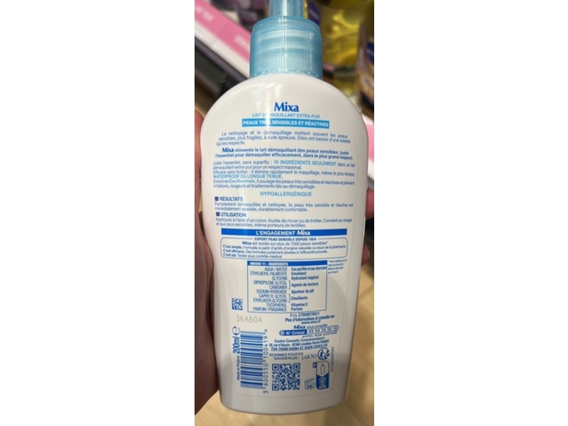 Mixa Extra-Pure Soothing Cleansing Milk, 200 mL