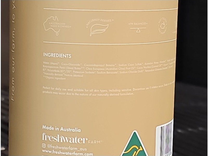 Freshwater Farm Nourishing Body Wash, Manuka Honey + Vanilla Bean, 33.9 fl oz/1L